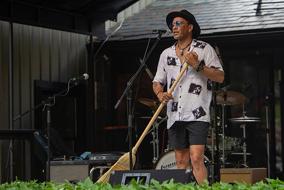 Glenn Marais at Blues Holler in Uxbridge