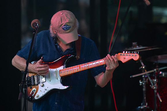 Sonny Landreth at Blues Holler in Uxbridge