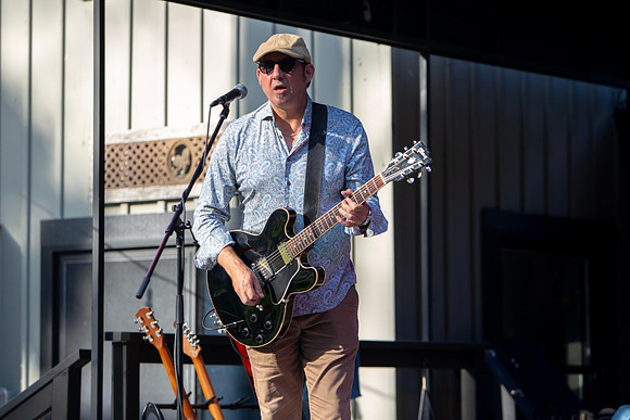 Steve Strongman at Blues Holler in Uxbridge
