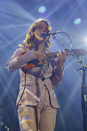 "Basia Bulat", Embrace, History, Rock, Toronto