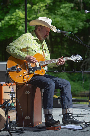 Matt Allen at Blues Holler in Uxbridge