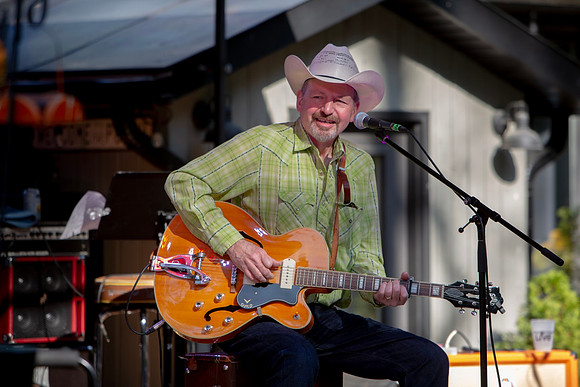 Matt Allen at Blues Holler in Uxbridge