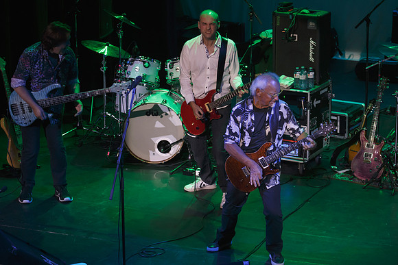 Blues, "Martin Barre", "Music By The Bay Live", Uxbridge, "Uxbridge Music Hall"